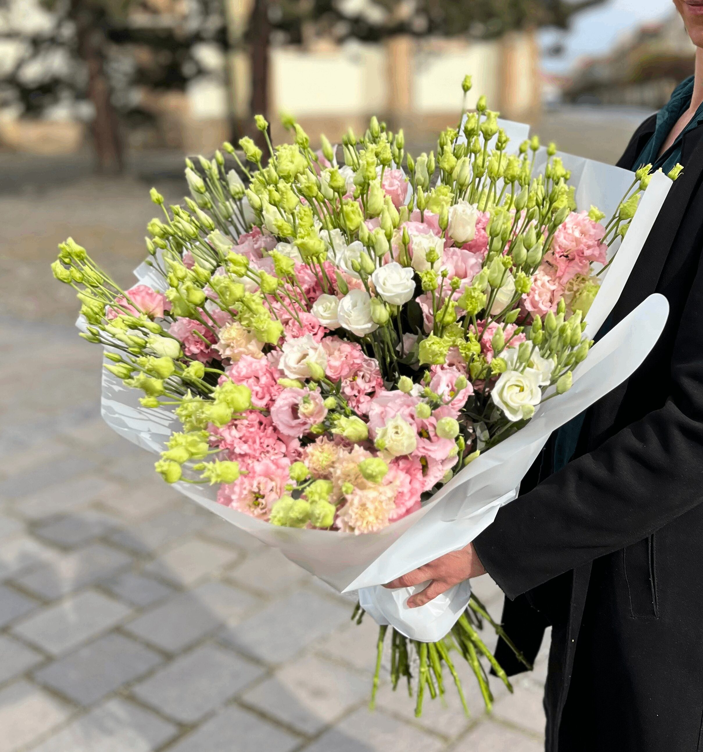 kytica lisianthus kytica, kvetinárstvo, lisianthus, eustoma, romantická kytica, donáška prešov, donáška kvetov